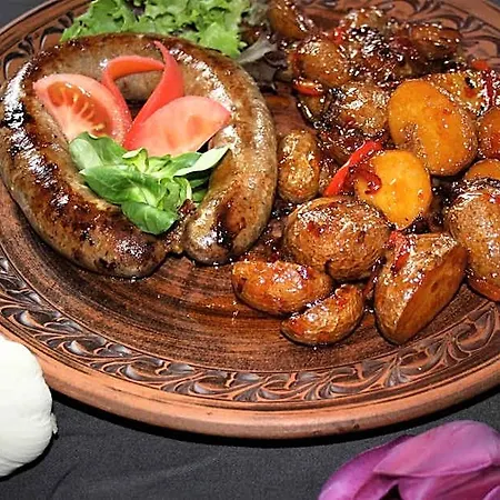 & Restaurant Aragwi Hotel