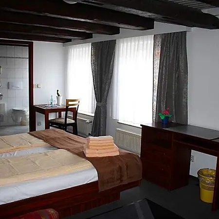 Hotel & Restaurant Aragwi *